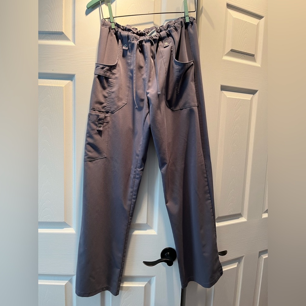 Dickies women’s XTreme stretch fit drawstring flare leg scrub pant
